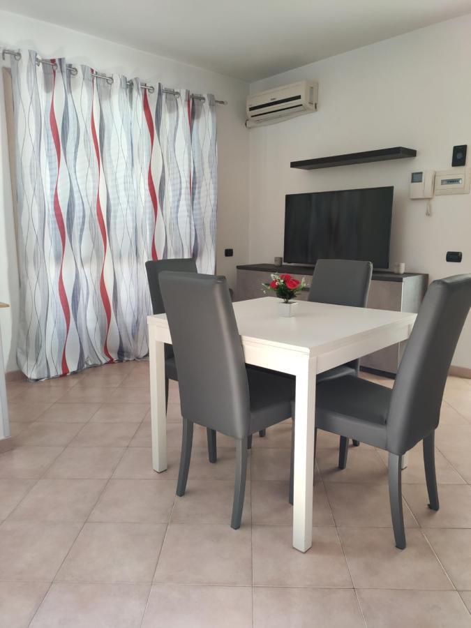 Red Lux Apartment Fiumicino Exterior foto